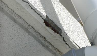鉄筋爆裂・鉄筋露出